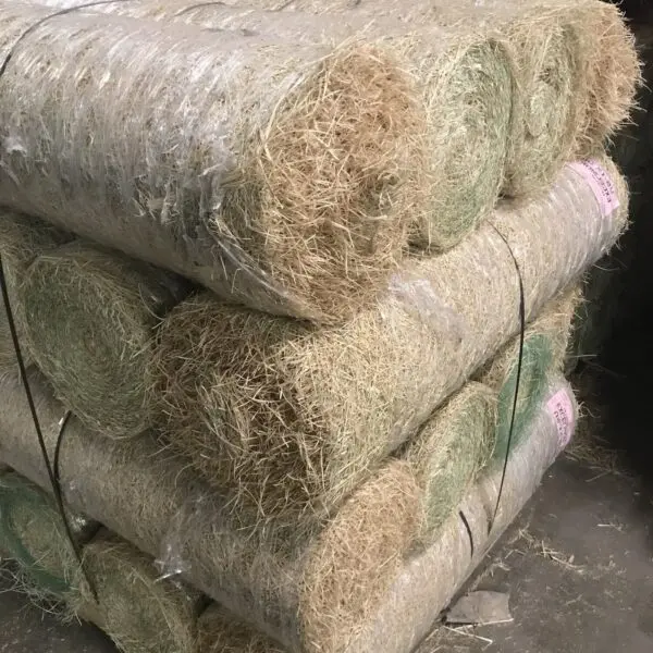 Straw Blanket - 4' X 100'